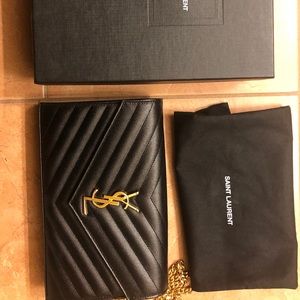 Saint Laurent large wallet on chain